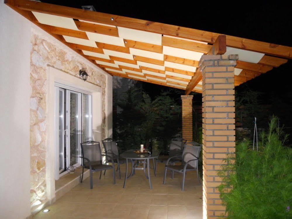 Villa Poulades Gouvia Esterno foto