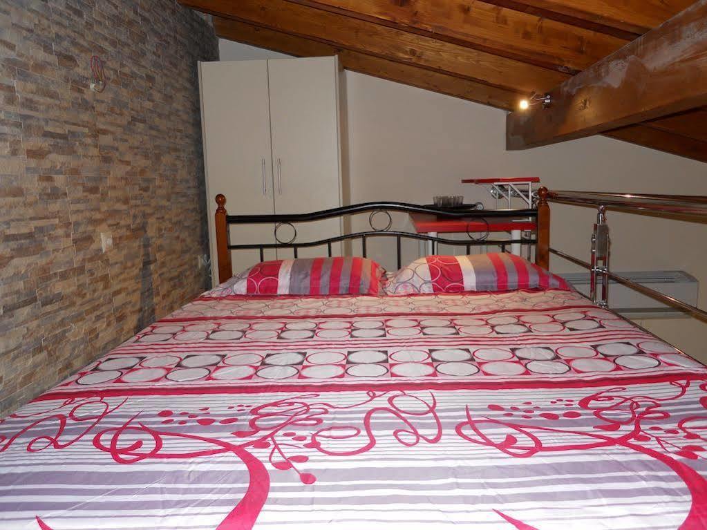 Villa Poulades Gouvia Esterno foto